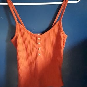 Cute summery orange tank top!